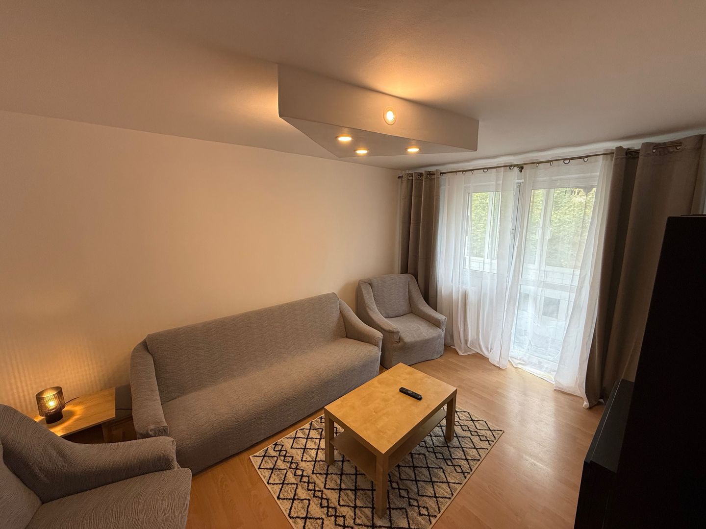 Apartament de 2 camere in zona Lujerului la 2 3 minute de metrou - Poză 6