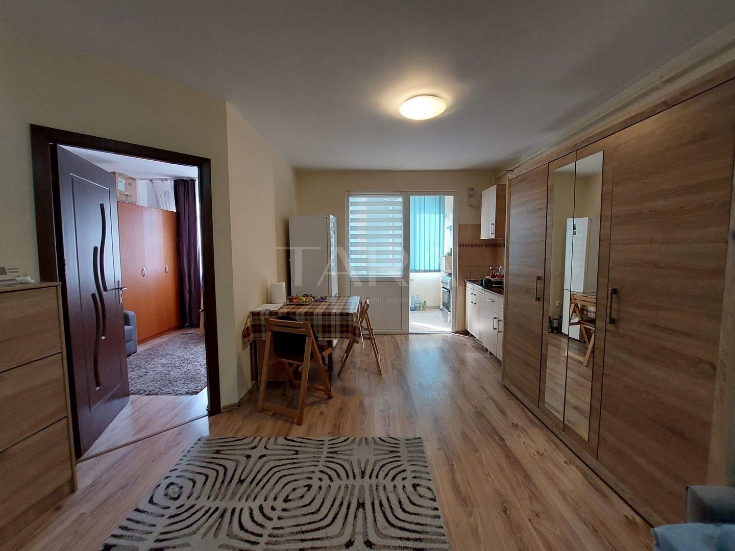 Apartament cochet cu 2 camere în zona Florilor, Florești. - Poză 1