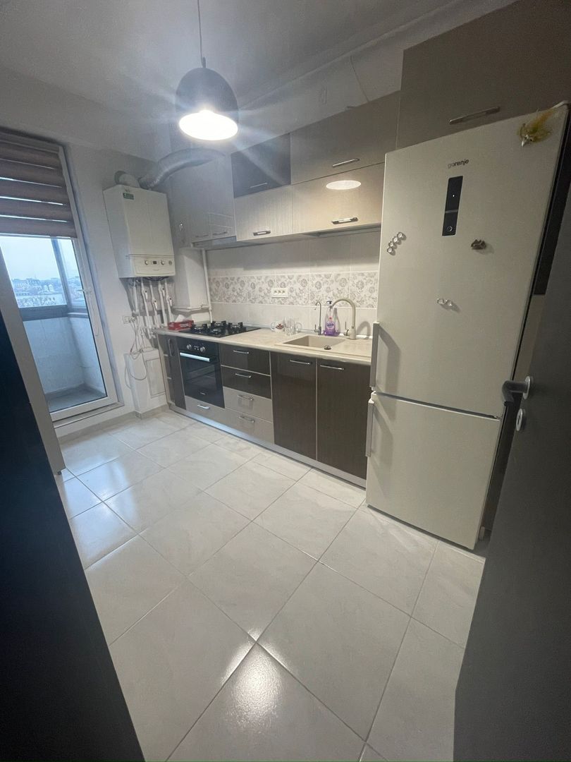 GARSONIERA CAROL CITY, BUCATARIE INCHISA, BLOC NOU, METROU 8 MINUTE - Poză 1