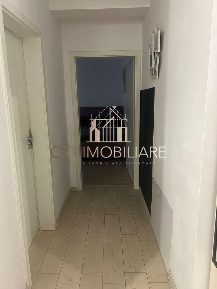 Apartament de vanzare cu 2 camere / Curte proprie / Dumbravita - Poză 4
