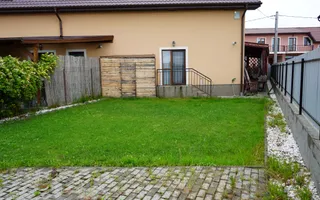 Casă familială spațioasă în zonă liniștită | Sângeorgiu de Mureș | - Poză 19