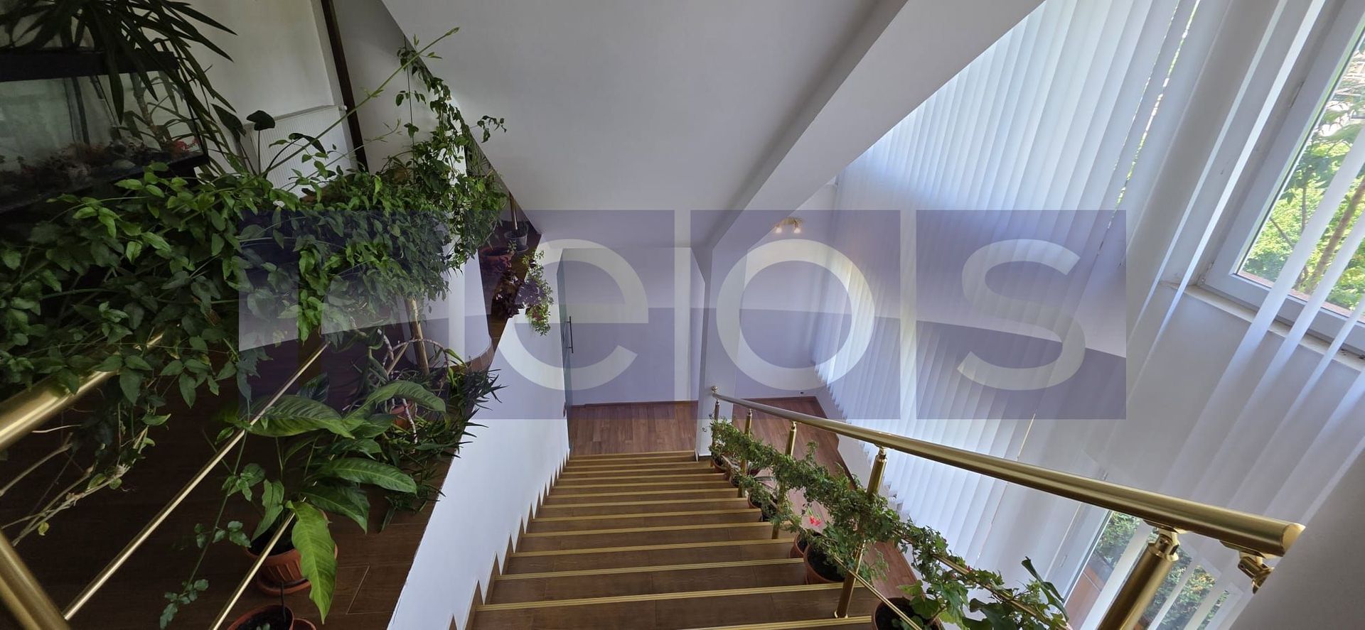 VANZARE CASA 7 CAMERE | PISCINA ACOPERITA | ZONA VATRA LUMINOASA - Poză 19