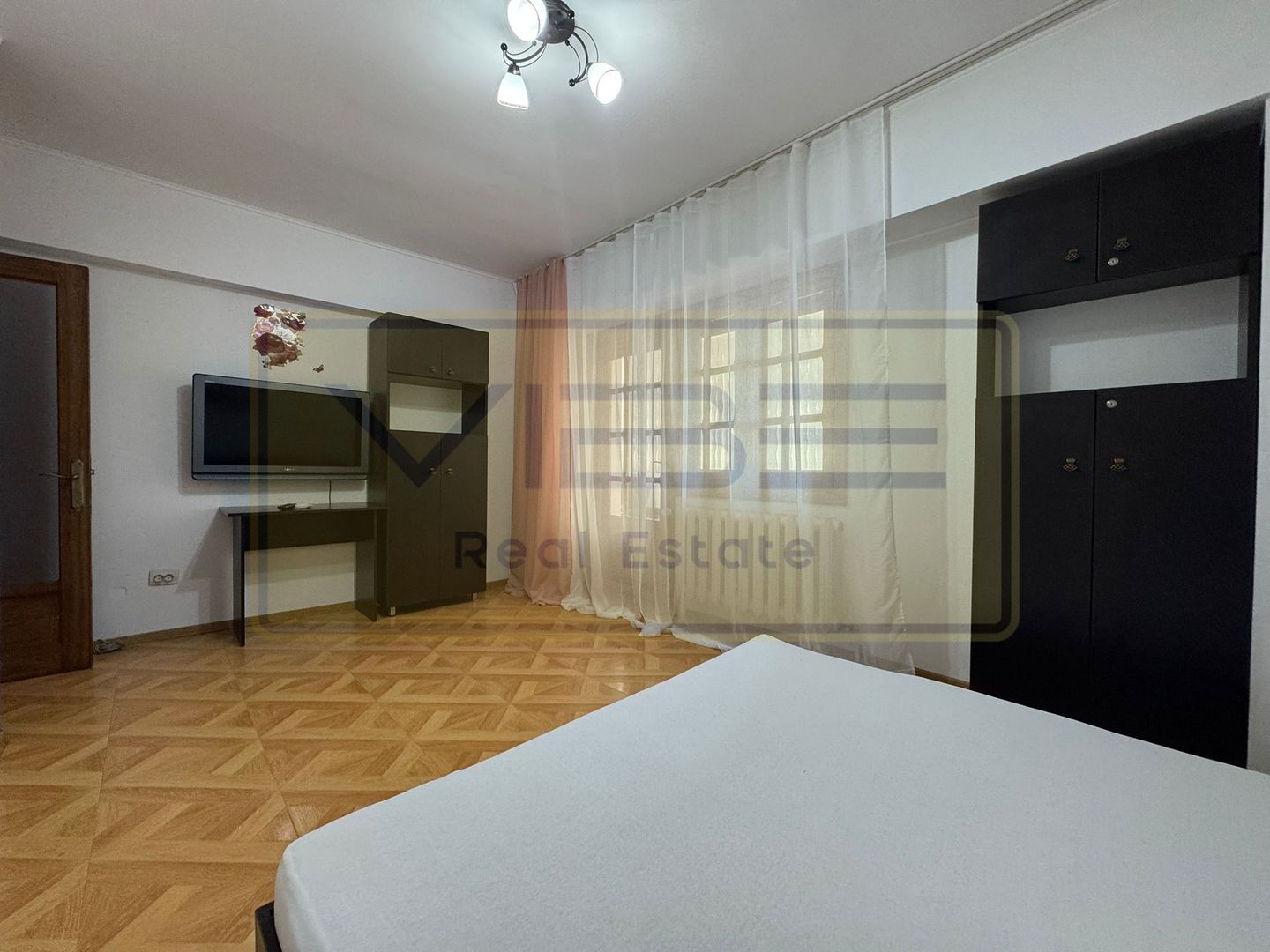 Apartament 4 camere decomandat Nicolina - Catedrala Catolica - Poză 3