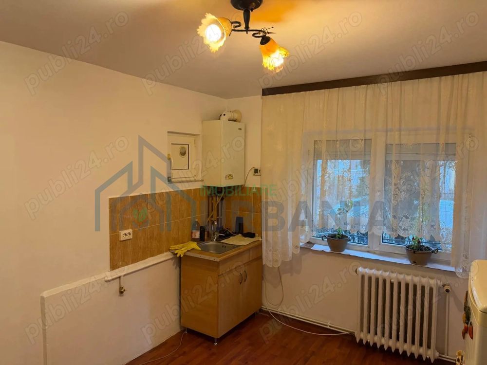 # De vanzare garsoniera recent renovata in zona Galata - Poză 2