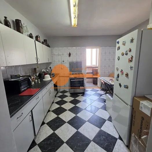 Apartament cu 4 camere in zona Rahova - Petre Ispirecu - Poză 4