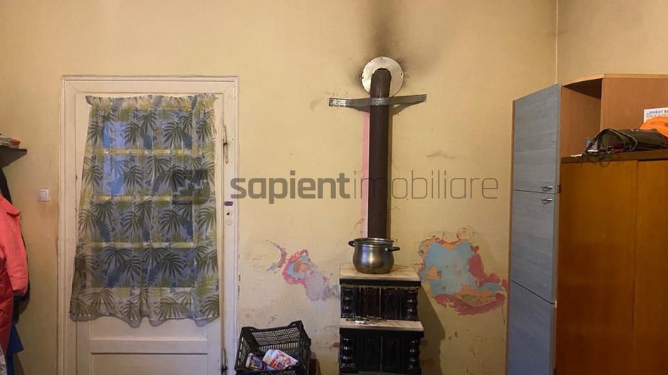 Propunem spre vanzare 2 apartamente situate in curte comuna - Poză 4