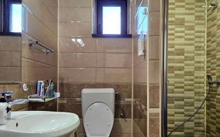 Casă plus Spațiu comercial 741 mp, Teren 906 mp Brasov - zona Blumana - Poză 9