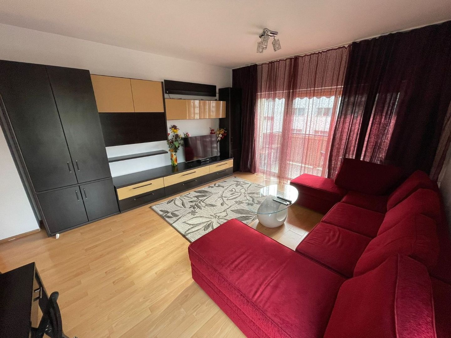 De închiriat: apartament 2 camere - Ten Blocks - Păcii - metrou - Poză 2