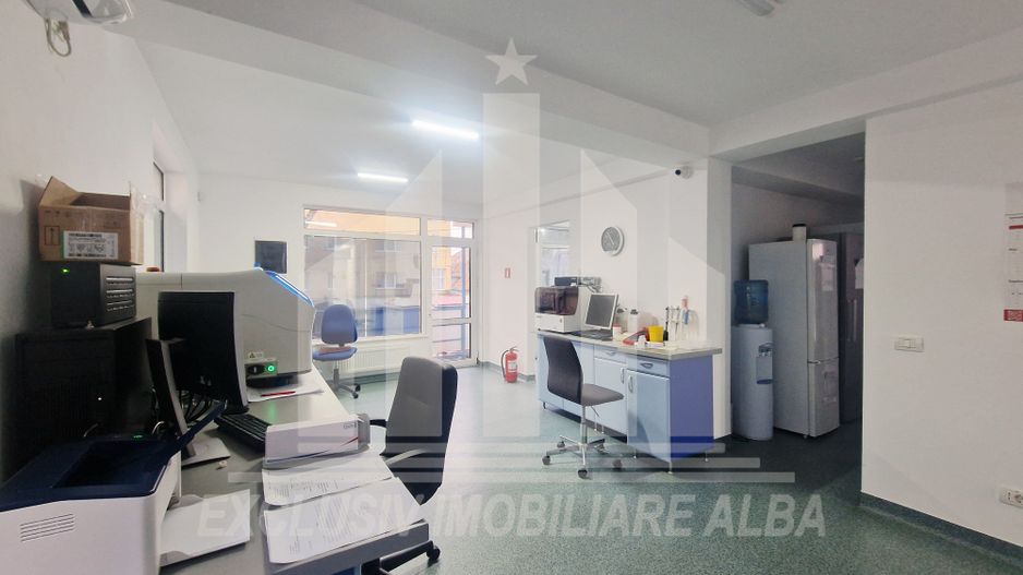 Spatiu Comercial | Laborator analize medicale | 400 mp | Cetate - Poză 5