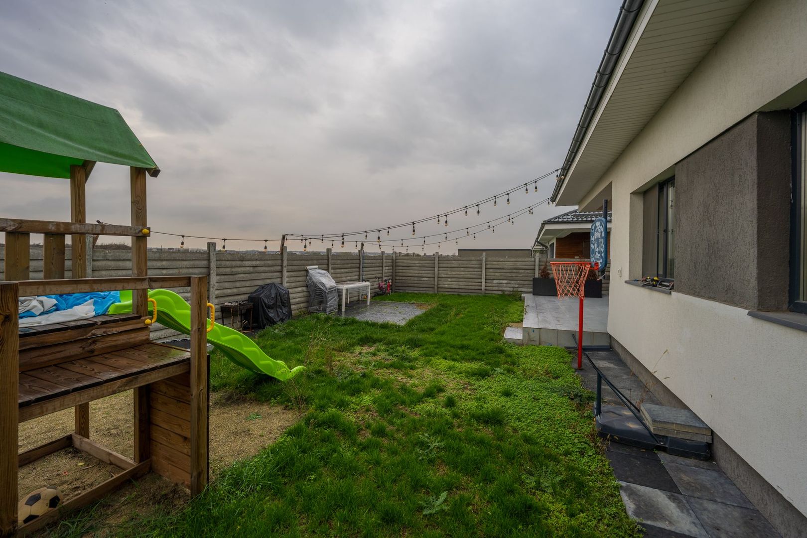 Vila parter mobilata si utilata Tunari - Poză 14