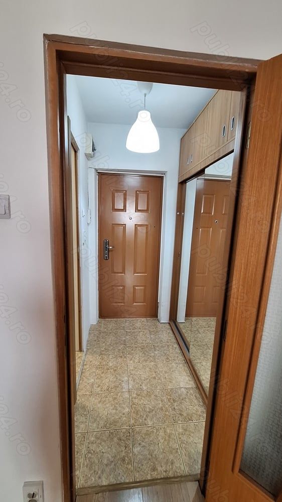 Garsonieră modernă, mobilată complet, metrou Titan 3 min, balcon - Poză 3