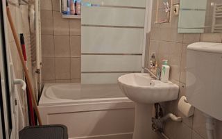 Apartament 3 camere ultracentral, str. Vasile Alecsandri, lângă UMF - Iași - Poză 8