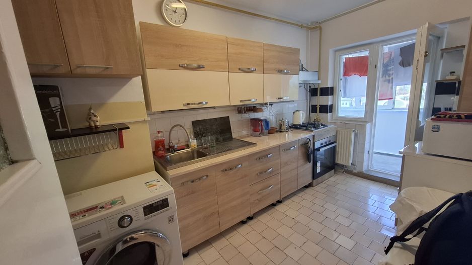 Apartament 2 Cam 9 mai zona Catedralei - Poză 1