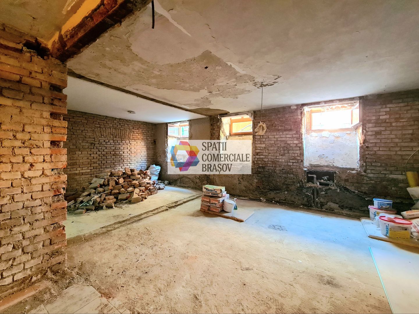 Spatiu comercial de închiriat Brasov  - 60 mp # plus-imo.ro - Poză 1