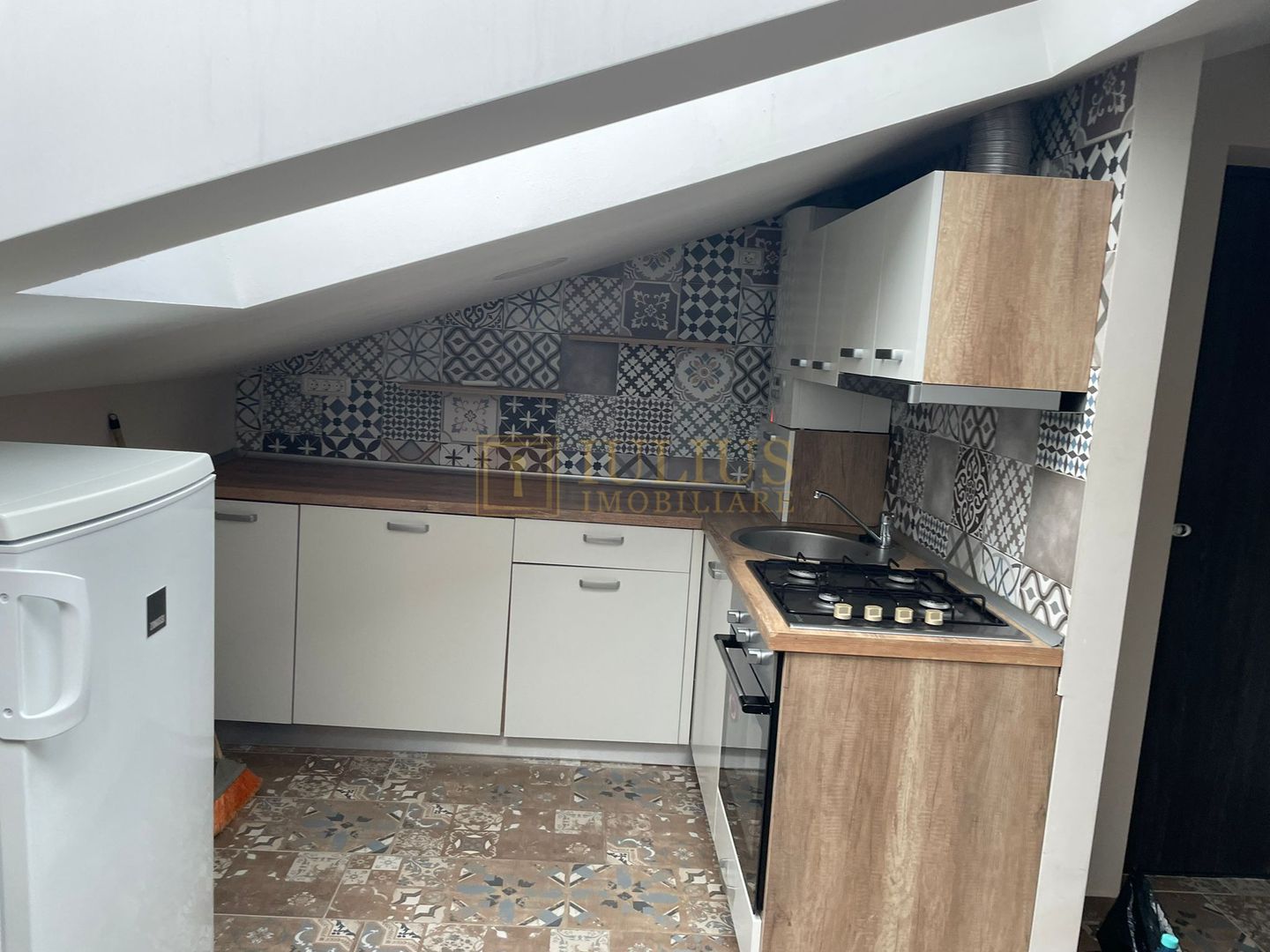 Pet-friendly, 2 camere, centrala proprie. - Poză 10