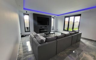 Agigea - Casa  deosebita cu piscina, mobilata si utilata complet. - Poză 5