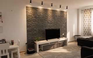 Apartament cu 3 decomandat de vânzare pe Calea Bucuresti 63 mp+balcon - Poză 4