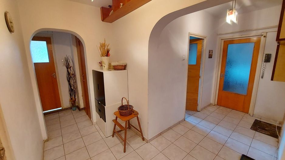 Apartament 4 camere Aparatorii Patriei | Universitatea Spiru Haret - Poză 6