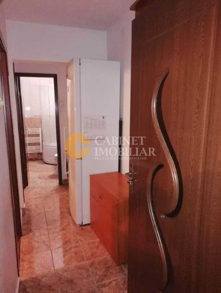 Apartament cu 3 camere semidecomandat zona Alexandru - Poză 3