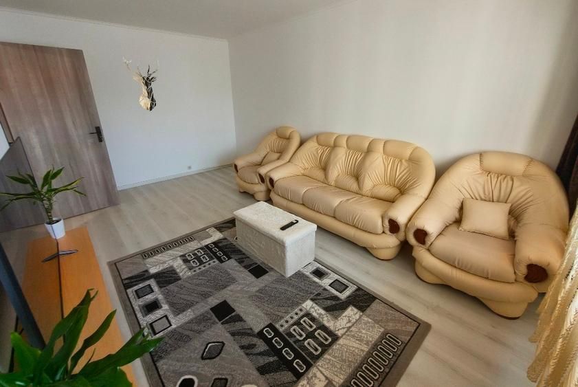 BRASADAS vinde ap 3 cam etaj 3/4 în Micro 17. - Poză 1