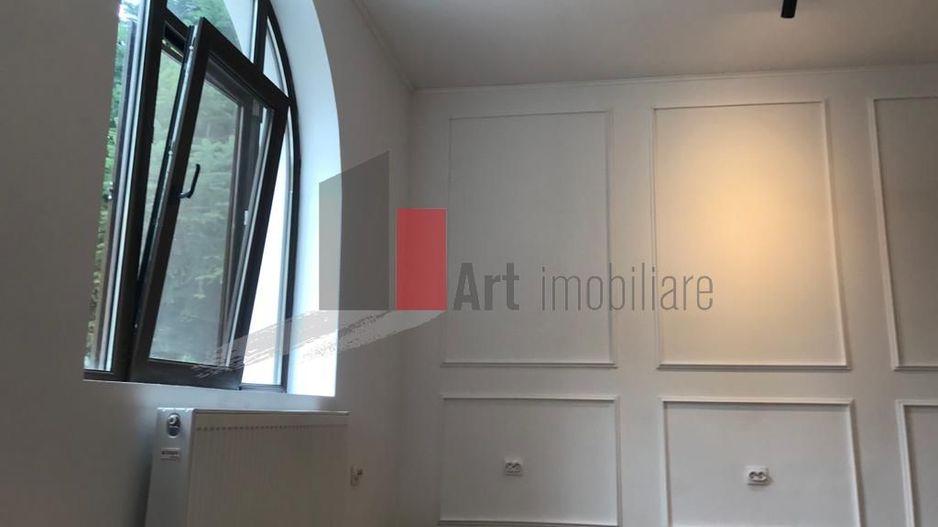 Vila  -  Zona Kiseleff - Poză 3