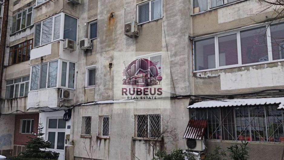 Garsonieră intimă, central Orșova, spre Dunăre – ideal investiție - Poză 16