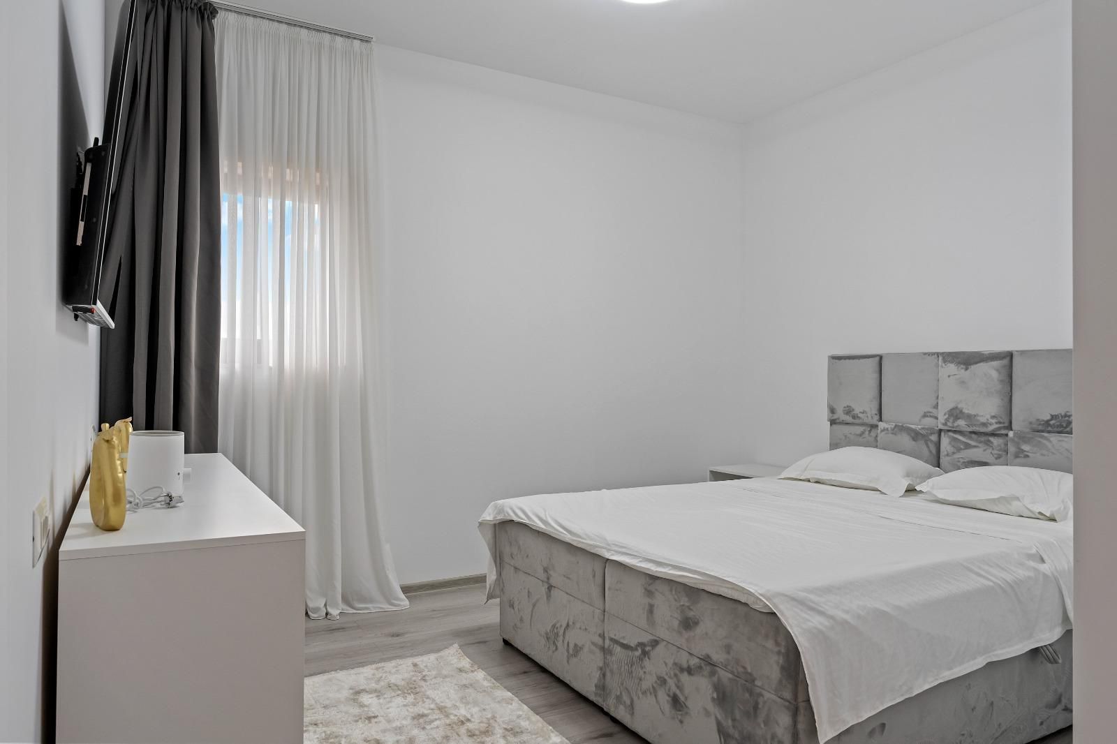 VILA CU PISCINA ZONA TUNARI - Poză 24