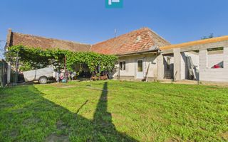 Casă  cu 6 camere in Urseni - Poză 11