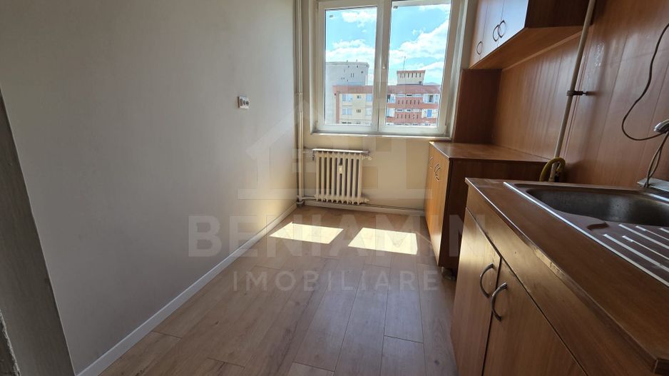 2 Camere-52mp-Balcon-Lift Nou-Anvelopat-Zona-Garii-Renovat - Poză 6