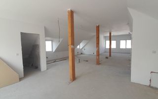 Vanzare apartament cu 4 camere in Apahida - Poză 1