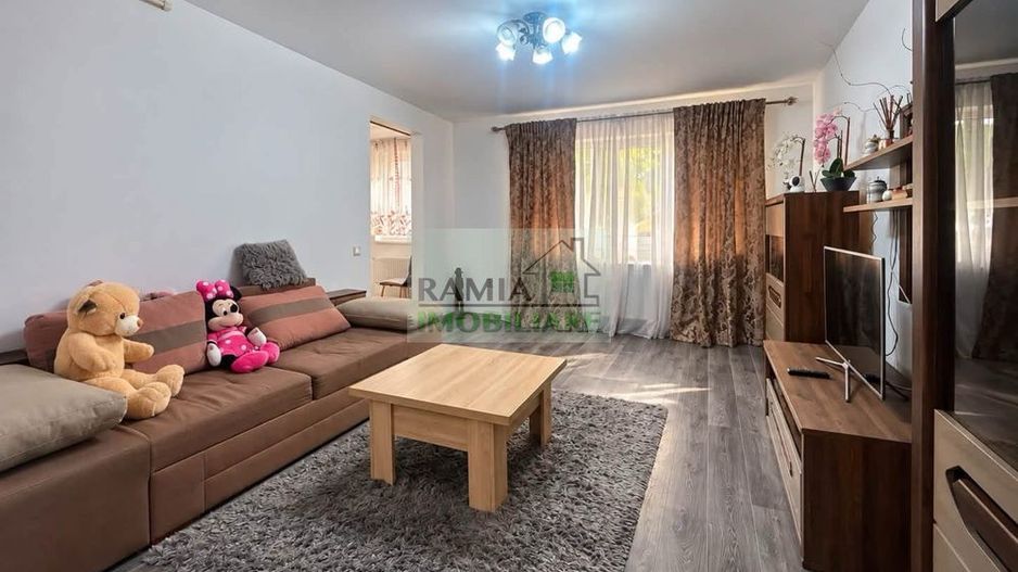 Apartament 2 camere , 55 mp, P/3, Parcare cu barieră, Tractorul - Poză 2