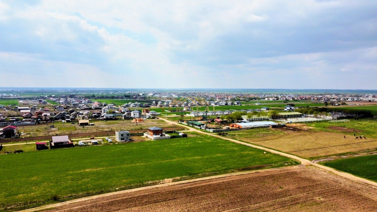 Teren CONSTRUIBIL in zona lacului - comuna Berceni - Poză 5