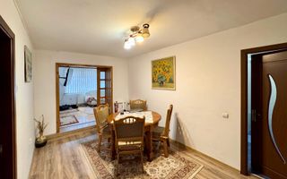 Apartament 3 camere de vânzare | zona Săsar | parter | curte privată | - Poză 1