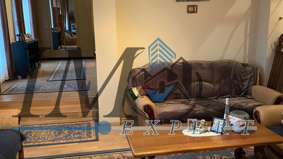 Casa de vanzare in zona Centru Alba Iulia - Poză 1