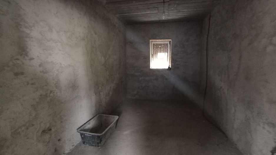 Casa Individuala Suprafete Generoase, Teren Mare, La Rosu - Poză 12