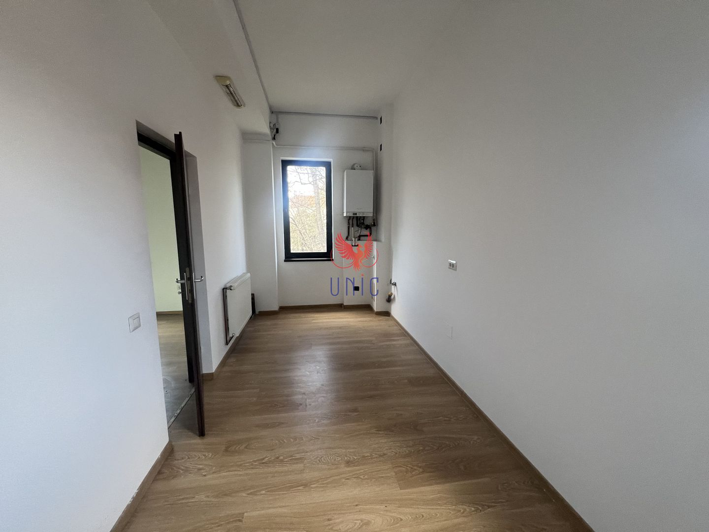 Spatiu Comercial / Birouri Central - Poză 13