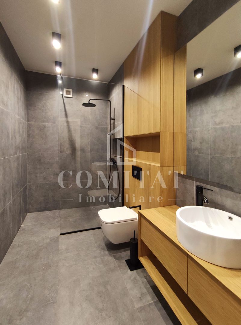 Apartament ultrafinisat în zona ultracentrală | Scară interioară - Poză 11
