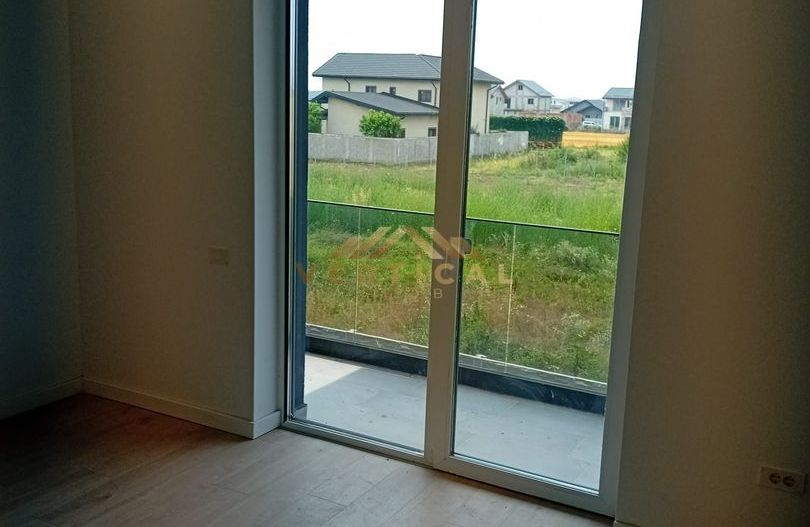 Apartament cu 2 camere, terasă, grădină proprie - Poză 8