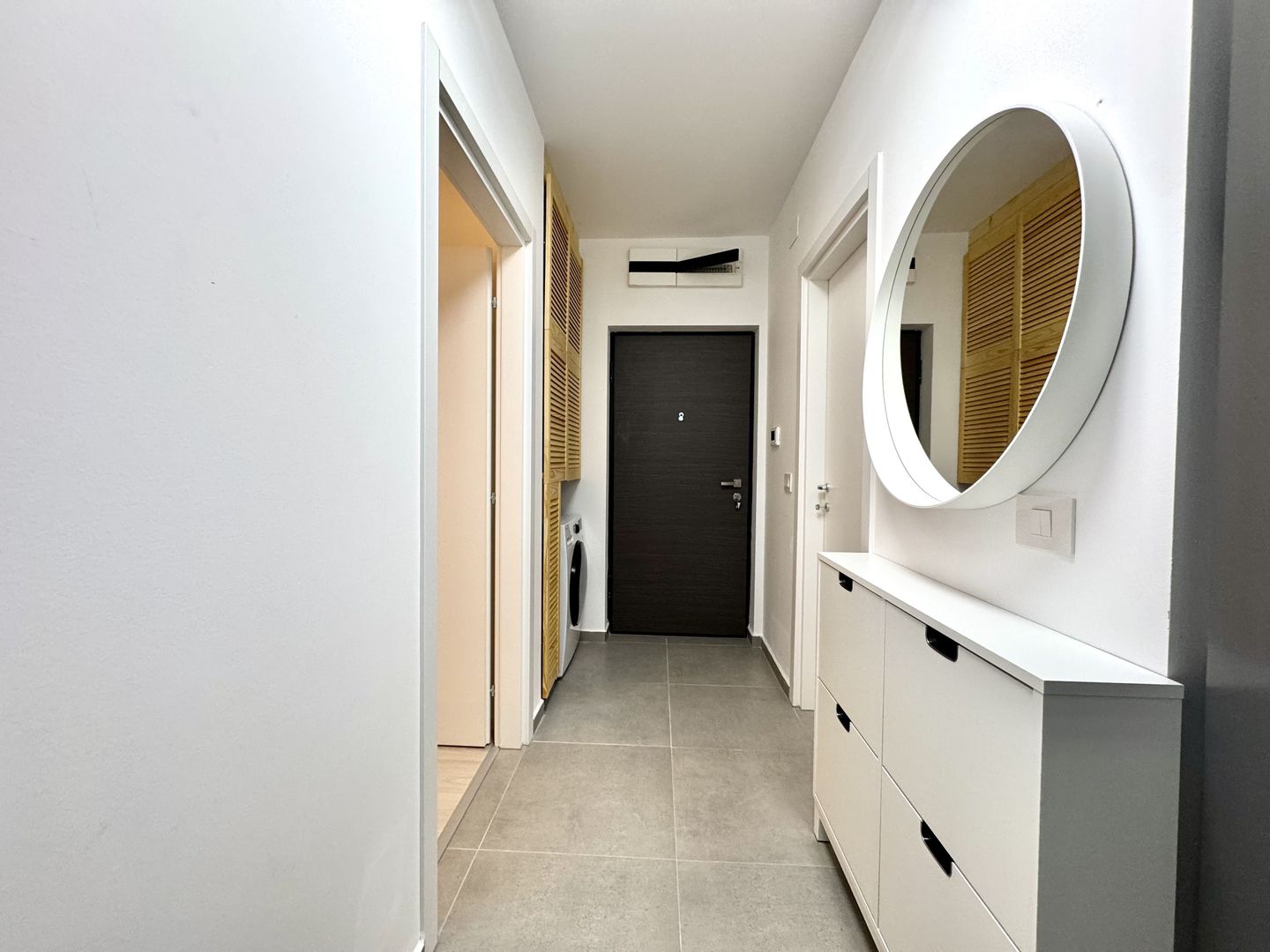 3 camere modern, vedere panormica spre pădurea verde, zona Lipovei - Poză 13