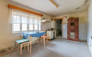 Casă individuală de renovare în Bod, Brașov - Poză 4