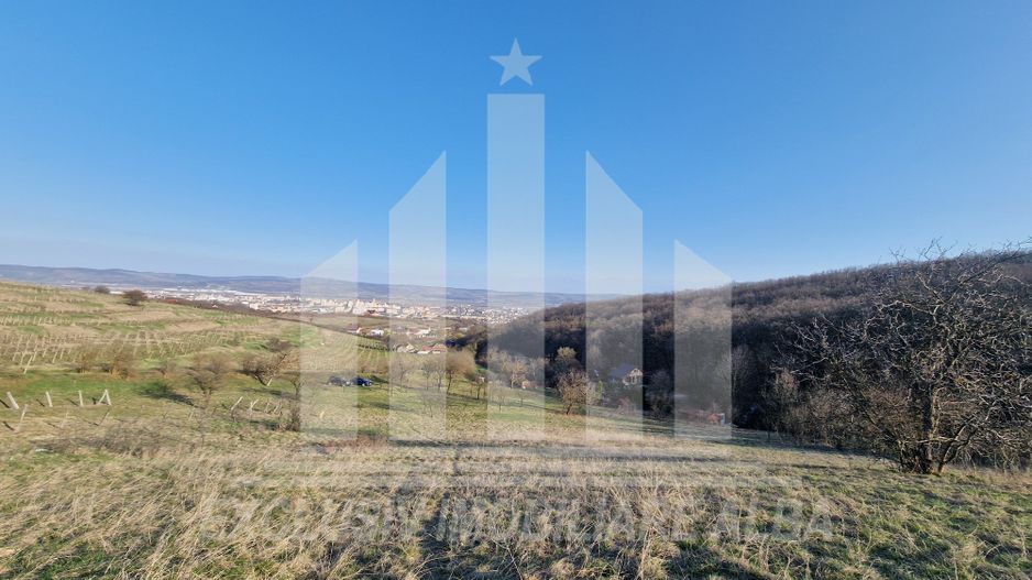 Teren intravilan | De vanzare | 1808 mp | 18 ml deschidere | Seigau - Poză 3