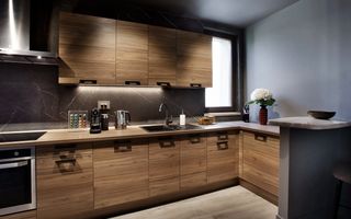 Full Service Apartment | 2 Bedrooms | Parking | Concierge - Poză 3