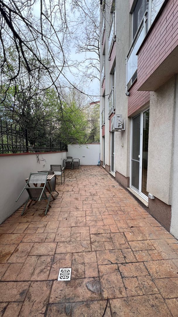 OPORTUNITATE- VILA, 7 CAMERE | PIATA VICTORIEI| LOC DE PARCARE - Poză 22