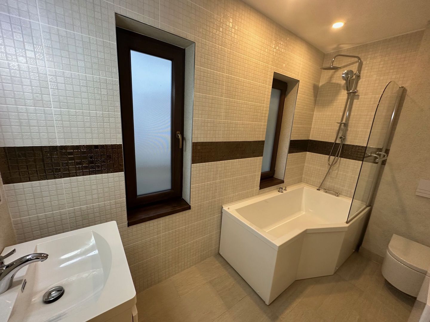 O casa cu personalitate - Poză 24