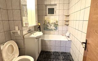 Inchiriez apartament 3 camere zona stadion - Poză 5