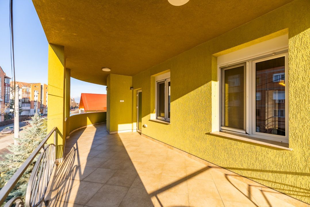 Casa design unic 9 camere, D+P+1E, comision 0% - Poză 12