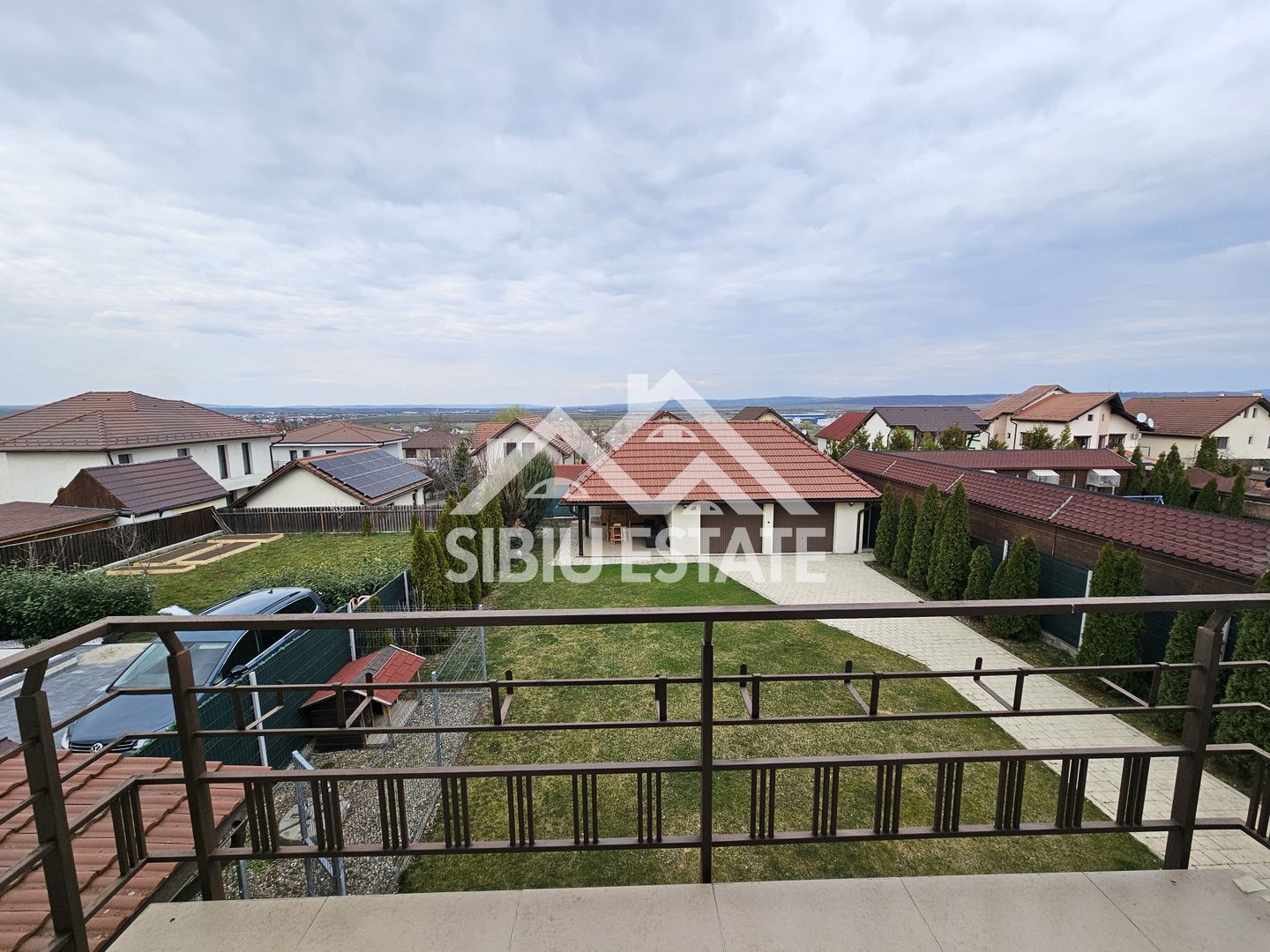 Casa individuala garaj pivnita curte mare - Poză 21