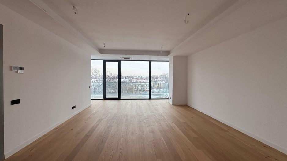 3 camere PREMIUM| 99.7 MP + 9.35 MP terasa - Poză 1