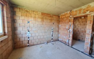 Casa 4 Camere, 130 mp, Teren 430 mp, Toate Utilitatile, Zona Micesti - Poză 7