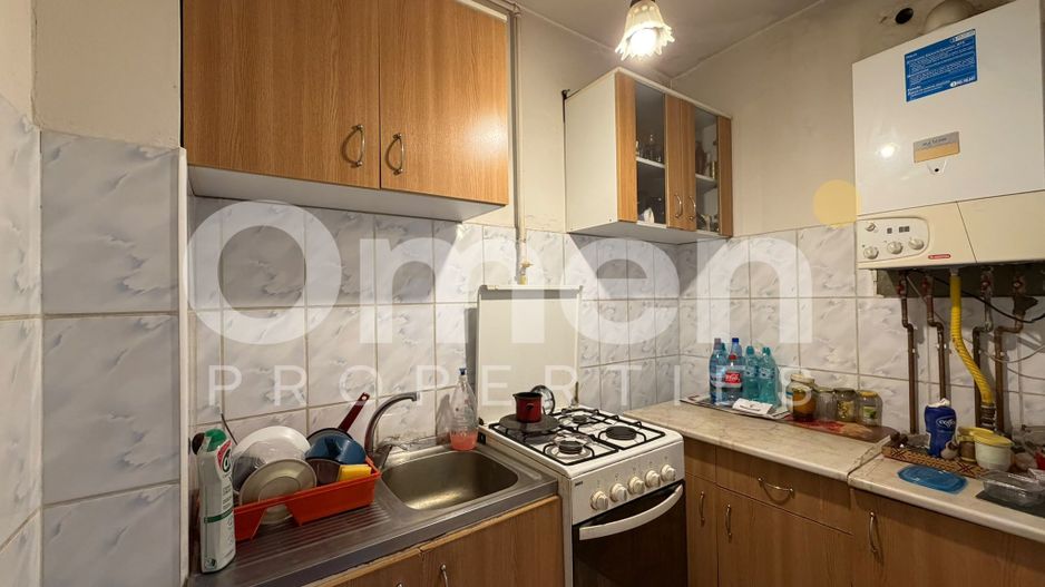 Garsoniera la etaj intermediar | 28 mp | zona Vivo - Poză 3